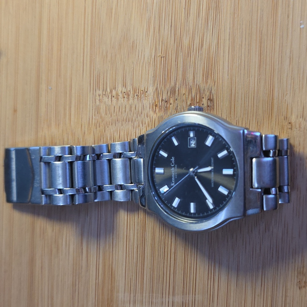 Kenneth Cole KC 3170 men's black and stainless steel band mens watch
